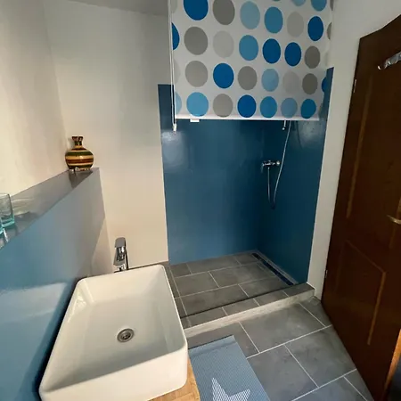 Old Square House- Hisa Na Starem Trgu, Apartma Dream Apartament Tolmin